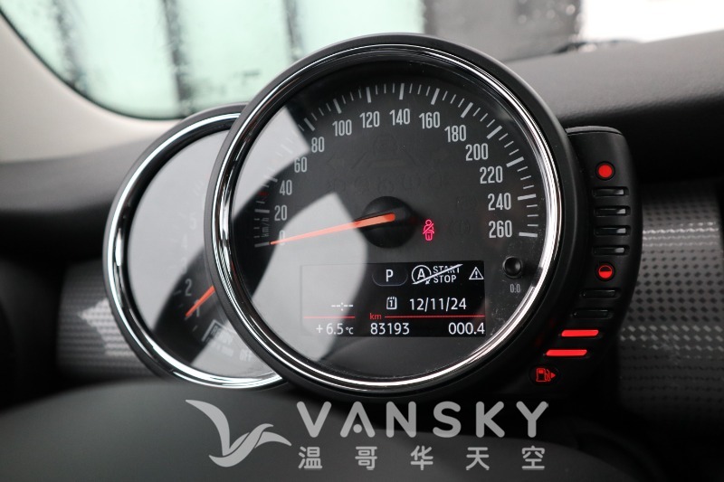 250912142212_2015 Mini Cooper Red 18.JPG